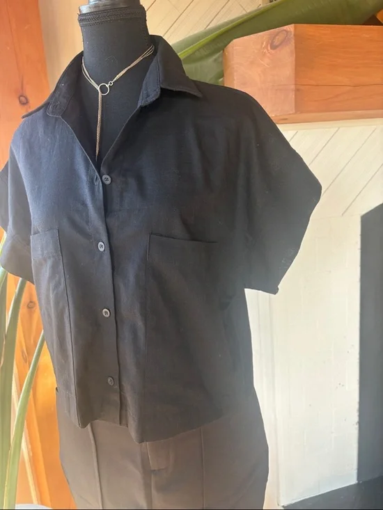 Linen Button Down Top - Picture 4 of 9